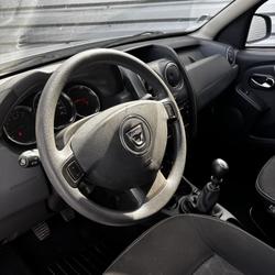 Dacia Duster dCi 90 4x2 CLIM / REGULATEUR DE VITESSE / DISTRIBUTION OK Mign&eacute;-Auxances