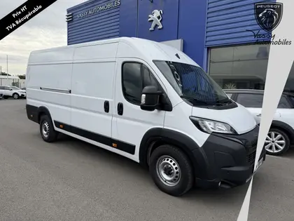 Peugeot Boxer - 2.2 180 CH BVA8 3.5T MAXI L4H2 - 25 490 €