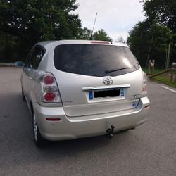 Toyota Corolla 136 D-4D 7pl (5P) Saint-Philbert-de-Grand-Lieu