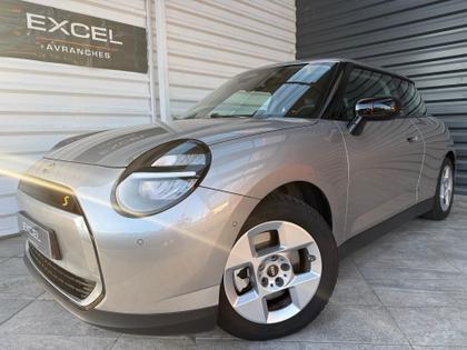 Mini Cooper - SE 218 ch Essential - 27 490 €