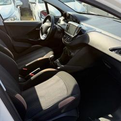 Peugeot 208 BlueHDi 100 *2020*5places* Saint-Herblain