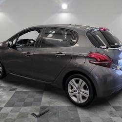 Peugeot 208 BlueHDi 100ch S&S BVM5 Signature Prinquiau