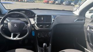 Peugeot 208  - Signature - photo 4
