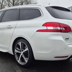 Peugeot 308 SW Phase 2 BlueHDi 180ch S&S EAT8 GT Les Garennes sur Loire