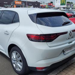 Renault Megane 4 Blue dCi 115 - 20 Business Sainte-Luce-sur-Loire