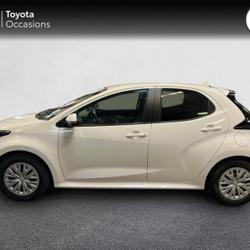 Toyota Yaris 116h Dynamic 5p MY22 Belz