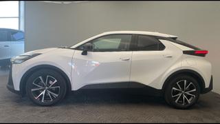 Toyota C-HR  - Business - photo 1