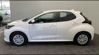 Toyota Yaris  - Dynamic - photo 1
