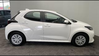 Toyota Yaris  - Dynamic - photo 4