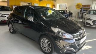 Peugeot 208  - Signature - photo 1