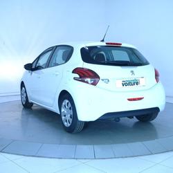 Peugeot 208 PureTech 68ch BVM5 - Like occasion - La Roche-sur-Yon - photo 2/24