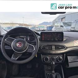 Fiat Tipo 2 Tipo Cross 5 Portes 1.5 Firefly Turbo 130 ch S&S DCT7 Hybrid (RED) Sassenage