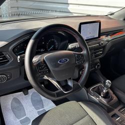 Ford Focus 1.0 Flexifuel hybrid 125 St-Line X Mign&eacute;-Auxances