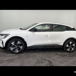 Renault Megane E-Tech Megane E-Tech EV60 220 ch super charge Equilibre Saint-L&eacute;onard