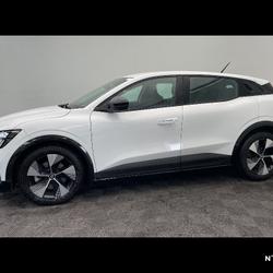 Renault Megane E-Tech Megane E-Tech EV60 220 ch super charge Equilibre Saint-L&eacute;onard
