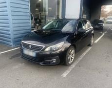 Peugeot 308 - Puretech 110 S&S Allure - 13 990 €