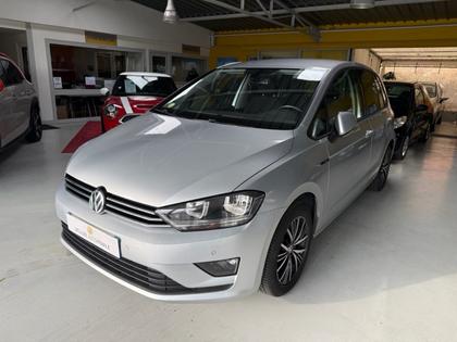 Volkswagen Golf Sportsvan - 1.6 TDI 110CH BLUEMOTION TECHNOLOGY FAP LOUNGE - 11 950 €
