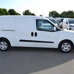 Fiat Doblo Cargo MAXI 1.6 MULTIJET 105CH PACK PROFESSIONAL 1000KG E6 Bellevigny