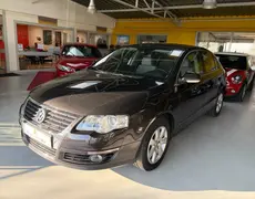 Volkswagen Passat - 1.9 TDI 105CH BLUEMOTION CONFORTLINE - 8 950 €
