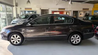 Volkswagen Passat  - Confortline - photo 1