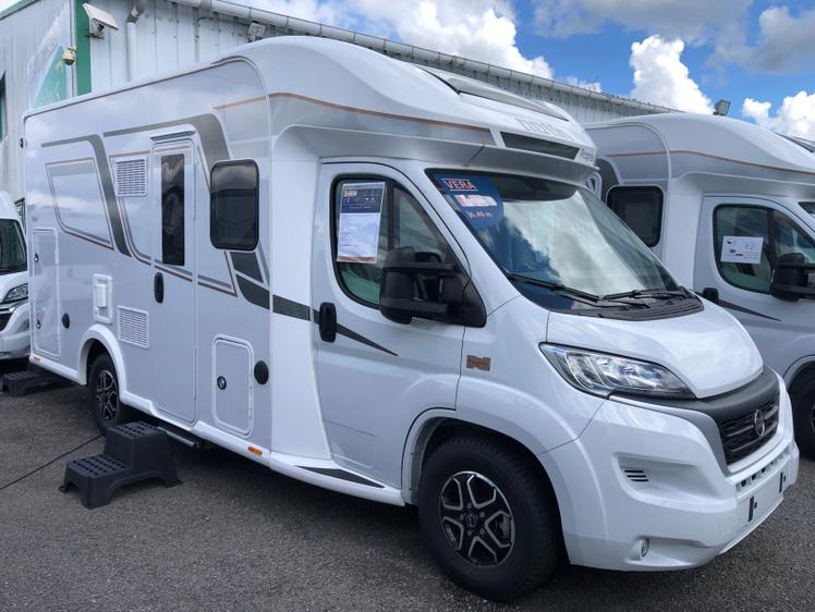 Profile Notin Autres Notin   - 101 200 €