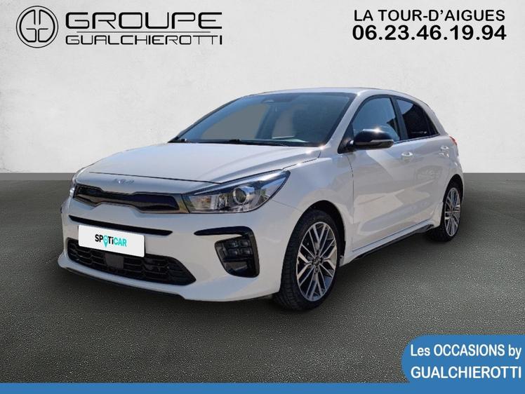 Kia Rio  - 15 990 €
