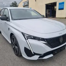 Peugeot 308 III Phase 1 1.5 BLUEHDI 130CH S&S GT EAT8 Le Hom