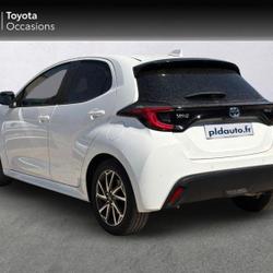 Toyota Yaris 116h Design 5p MY22 Saint-Victoret