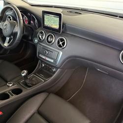 Mercedes Classe A A 180 d Inspiration (BR 176)  5 portes  (janv. 2017) (co2 102) Saint-Fulgent