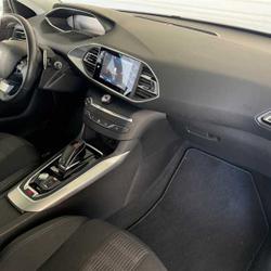 Peugeot 308 II Phase 2 1.5 BlueHDi 130ch S&S EAT8 Allure Pack Saint-Fulgent