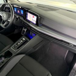 Volkswagen Golf 8 2.0 TDI SCR 150 DSG7 Active (MKVIII)  5 portes  (mars 2021) (co2 119) Saint-Fulgent