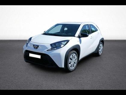 Toyota Aygo X - 1.0 VVT-i 72ch Dynamic MY23 - 13 490 €
