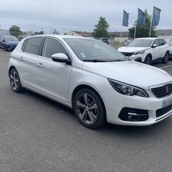 Peugeot 308 Phase 2 Puretech 130 S&S Allure Machecoul-Saint-M&ecirc;me