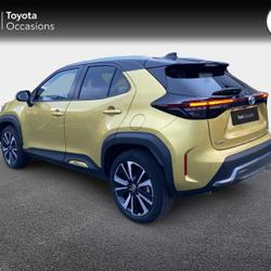 Toyota Yaris Cross 116h AWD-i Break 5P Premi&egrave;re Park . Montlu&ccedil;on