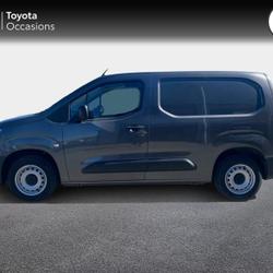 Toyota Proace City Medium 110 VVT-i Active Montlu&ccedil;on