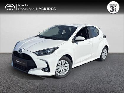 Toyota Yaris - 116h Dynamic Business 5p + Programme Beyond Zero Academy MY22 - 18 990 €