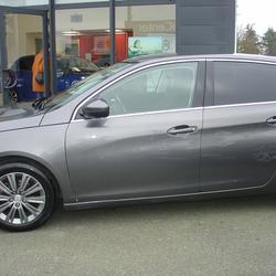 Peugeot 308 II Phase 2 1.2 Puretech 110 S&S Allure 5 portes  (mai 2017) (co2 97) Janz&eacute;