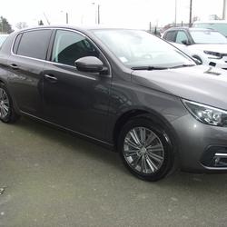 Peugeot 308 II Phase 2 1.2 Puretech 110 S&S Allure 5 portes  (mai 2017) (co2 97) Janz&eacute;