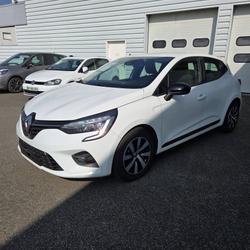 Renault Clio 5 Equilibre E-Tech hybride 145 Ch&acirc;teau-Gontier-sur-Mayenne