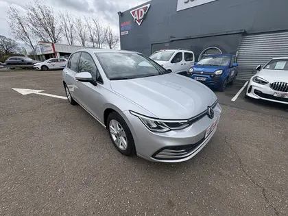 Volkswagen Golf 8 - 2.0 TDI SCR 115CH LIFE BUSINESS DSG7 - 24 990 €