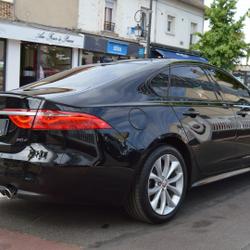 Jaguar XF 2.0D 180CH R-SPORT BVA Saint-Maur-des-Foss&eacute;s