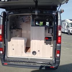 Fourgon Font Vendome RENAULT TRAFIC 145 CV Aubigny-Les Clouzeaux