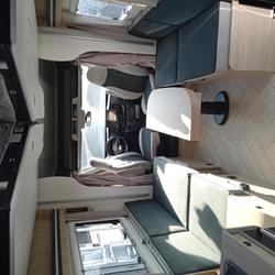 Profile Challenger FORD TRANSIT 165 CV 2000 CC Aubigny-Les Clouzeaux