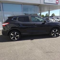 Nissan Qashqai 1.6 DCI 130 Connect Edition Xtronic Vitr&eacute;