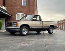 GMC Sierra Lyon 2e Arrondissement