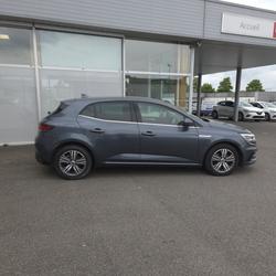 Renault Megane 4 Intens Blue dCi 115 EDC Vitr&eacute;