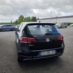 Volkswagen Golf 7 1.0 TSI 110 DSG7 Confort Business BMT Vitr&eacute;