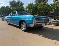 Plymouth Fury Lyon 2e Arrondissement