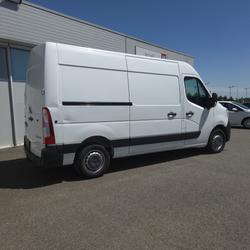 Renault Master 15825 euros HT FG Tr CF F3500 L2H2 Blue dCi 135 Vitr&eacute;