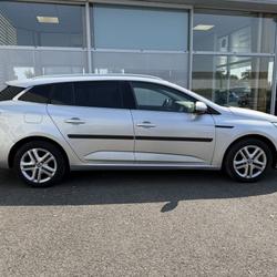 Renault Megane 4 Estate Business TCe 140 FAP Vitr&eacute;